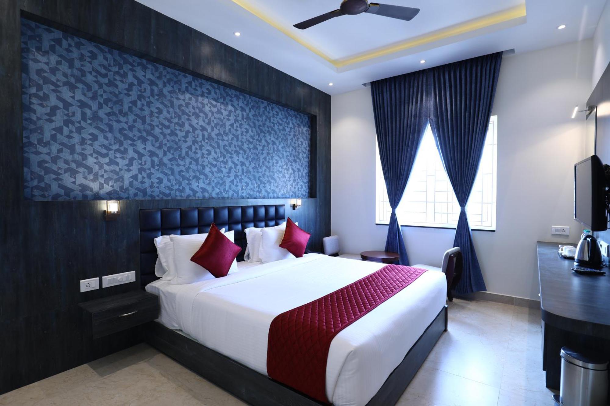 Mayuraa Residency Chennai Exterior photo